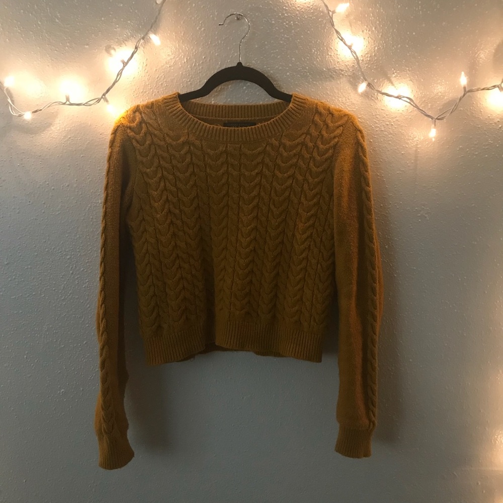 ✨SOLD✨ MUSTARD Sweater